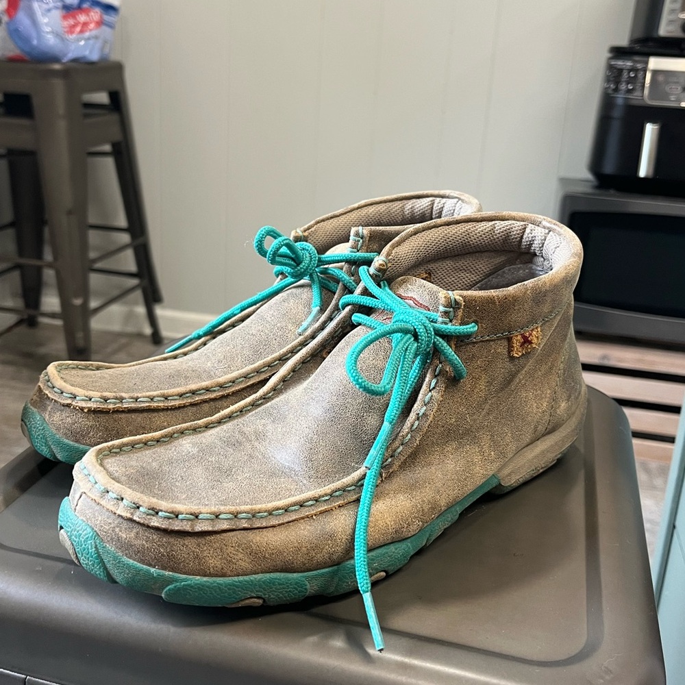 Twisted X Women's Moccasins in Tan and Teal